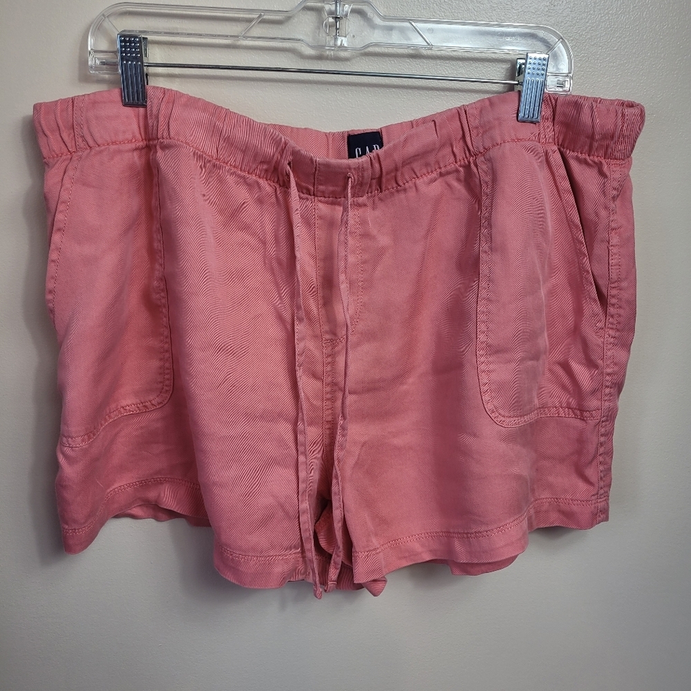 Gap pink shorts size xl